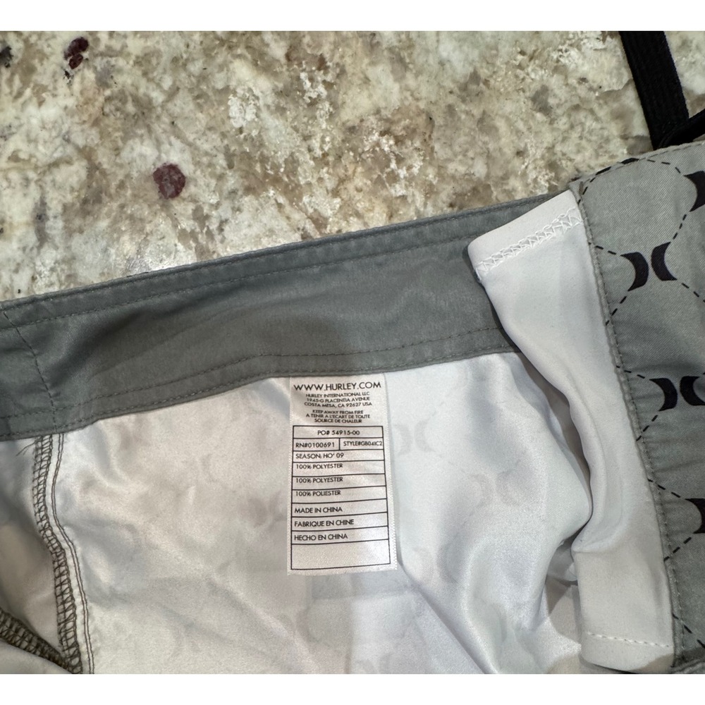 Hurley Womens Gray Geometric Logo Print Board Shorts Size 11 Swim Cargo Pocket - Picture 9 of 11